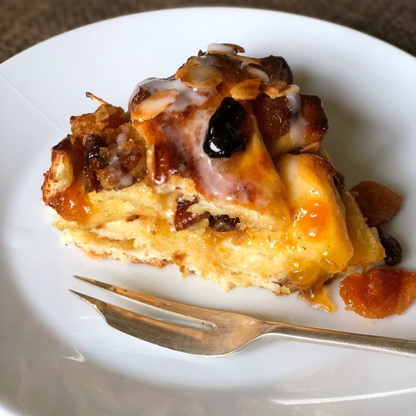 Easter Apricot Couronne - Great Taste Award